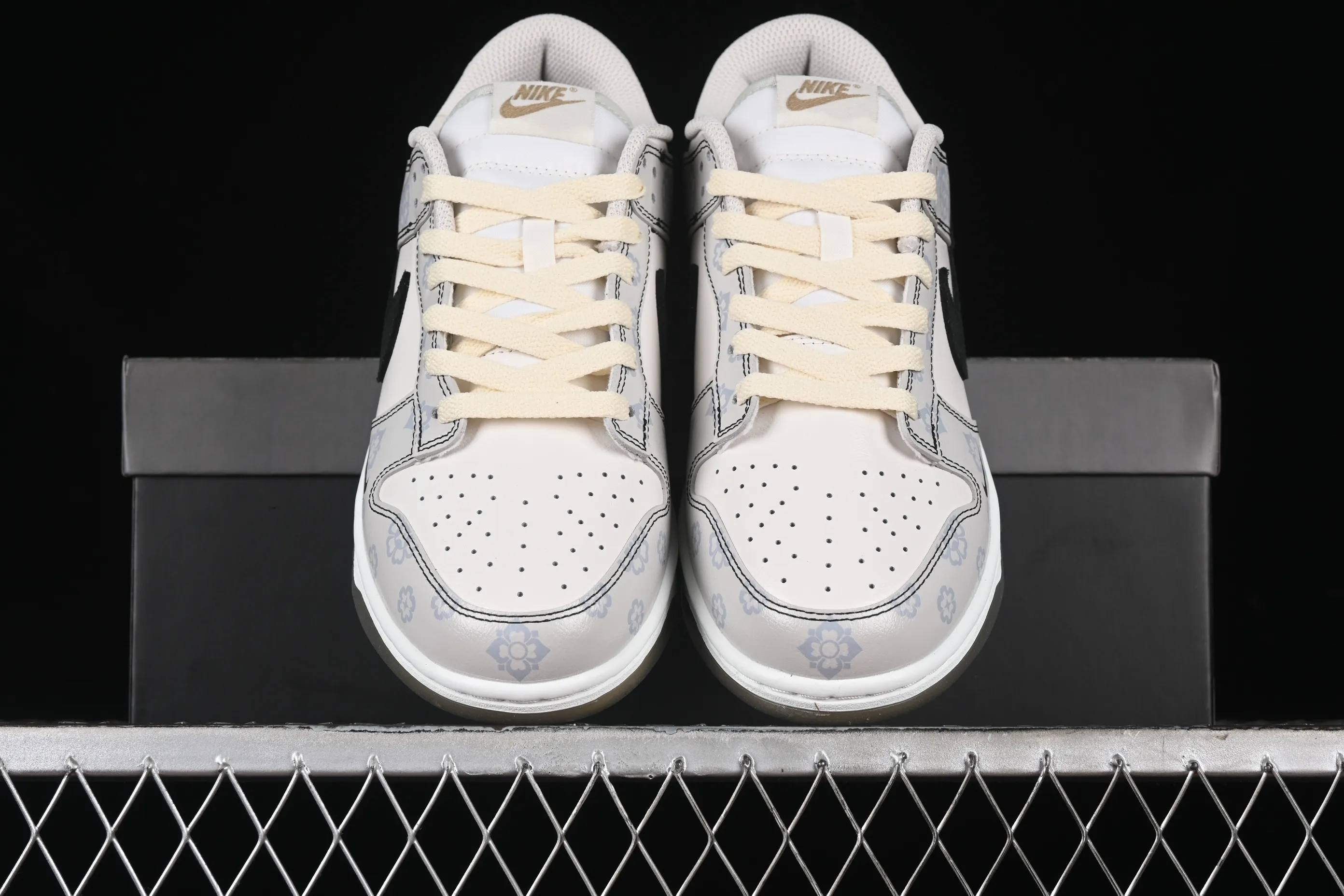All Categories Nk SB Dunk Series Nk SB Dunk Low Low-top sneakers Nk Dunk Low Sanci Laboratory Ancient Tang Dynasty print Low-top casual sneakers FJ4188-001